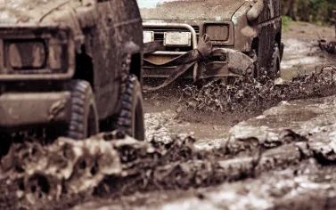 Off-road vehicle using SYZ components